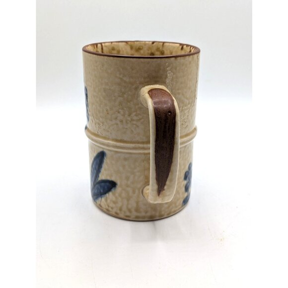 Vintage Artisan Salt Glazed Stoneware Creamer Mug Tan with Blue Flowers 24oz - Picture 4 of 8